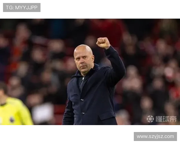 斯洛特：一次机会送俩球 赛季失望写照